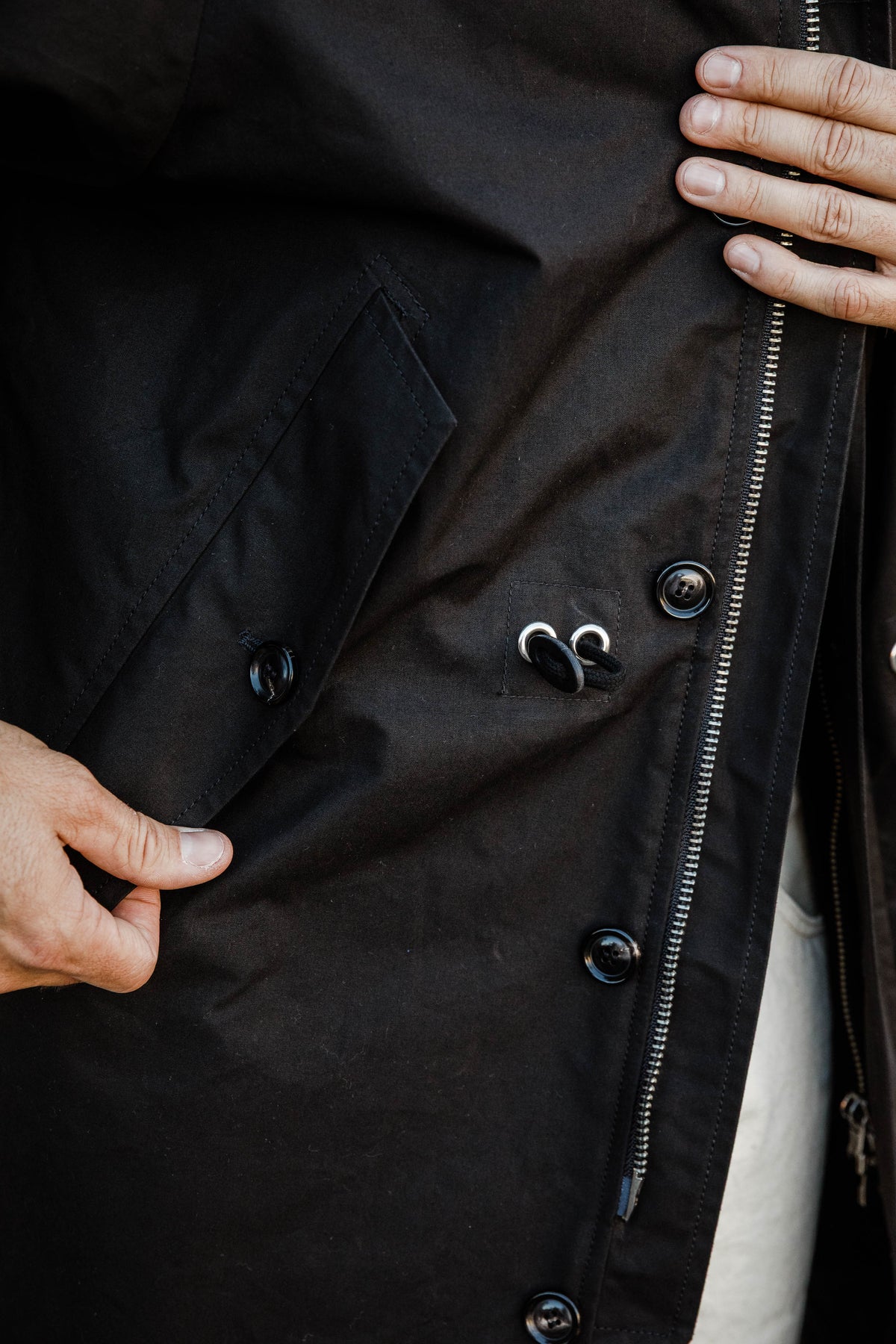HANSEN - Rasmus Waxed Parka With Zipper - Black