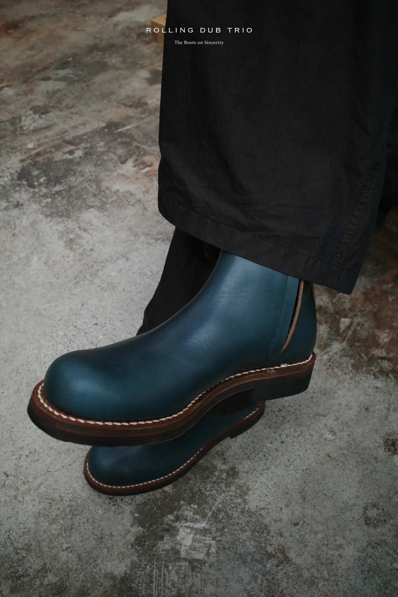 Rolling Dub Trio - Casper - Navy Chromexcel