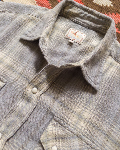 Wythe - Washed Flannel Pearlsnap Shirt - Late Frost