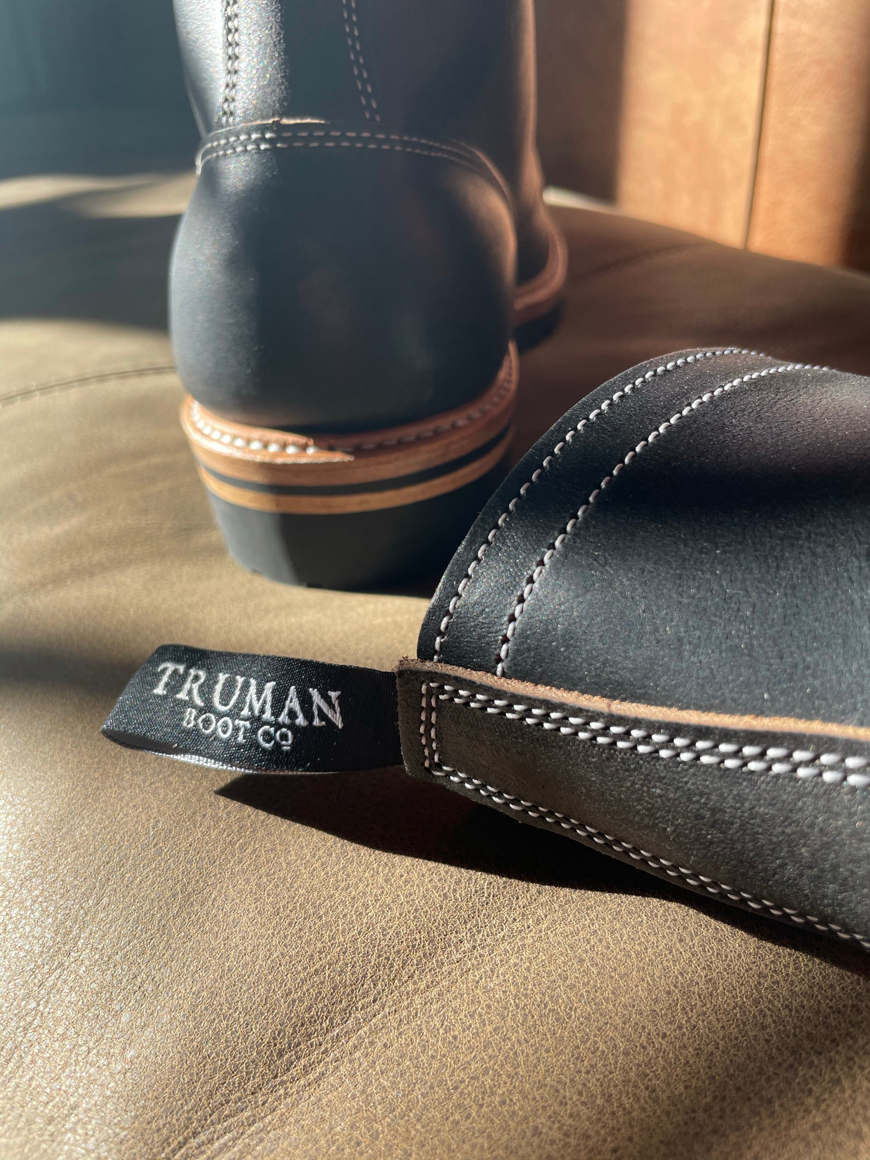 Tommys Closet - Truman Boots - Super 8's - Size 8