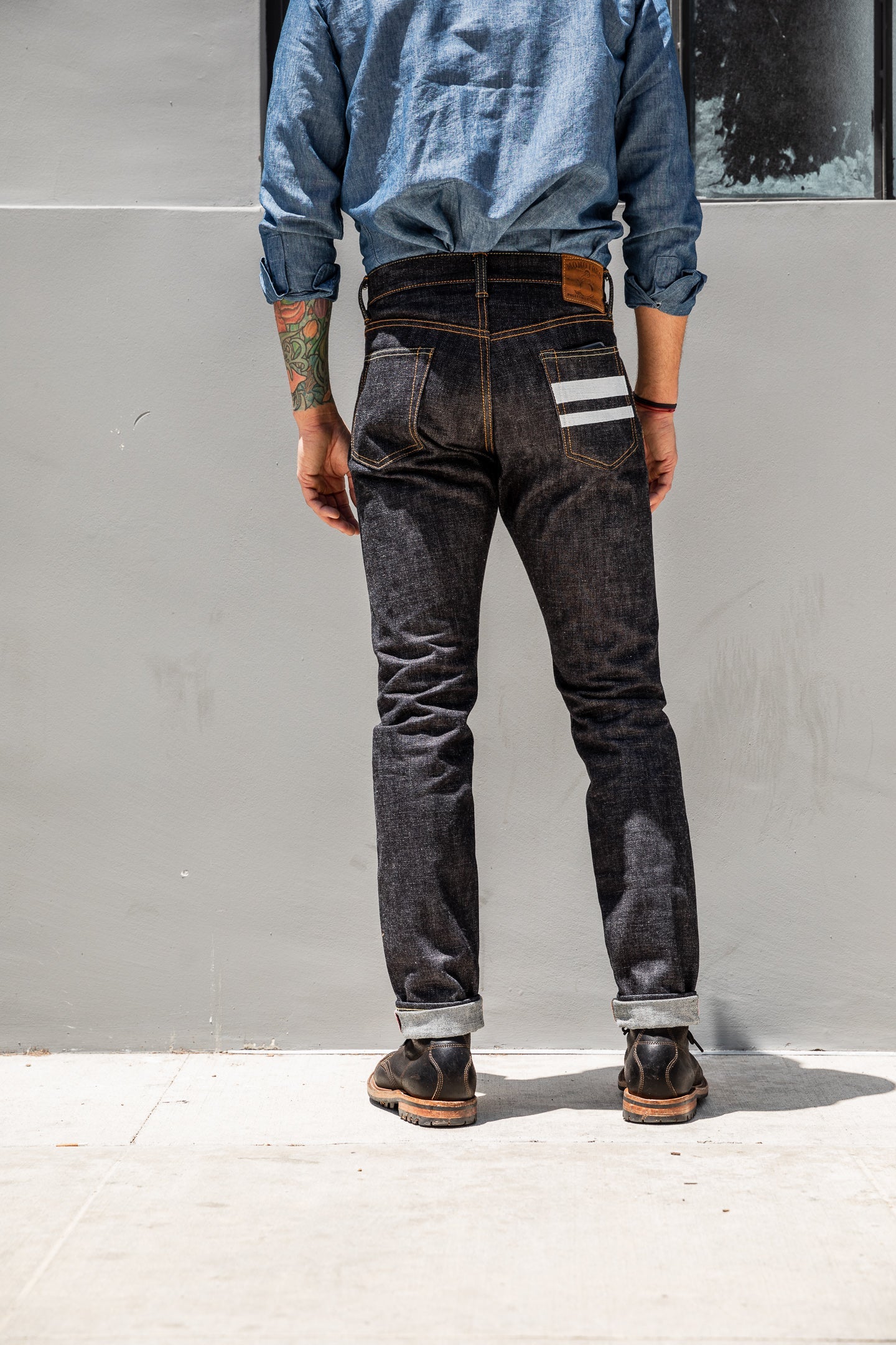 Momotaro - High Tapered - 18oz Zimbabwe w/ Battle Stripes