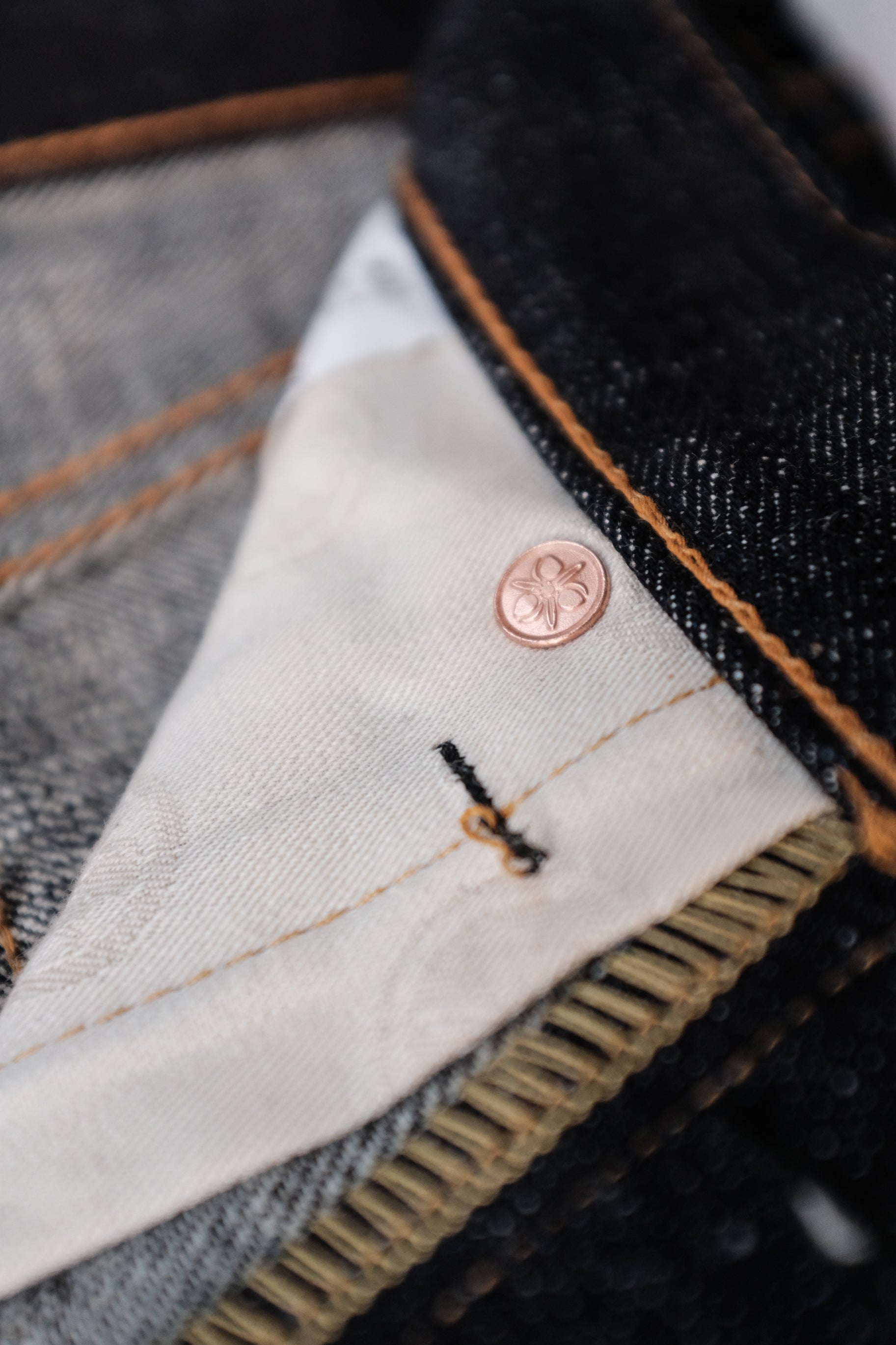 Momotaro - Tight Tapered - 15.7oz Zimbabwe