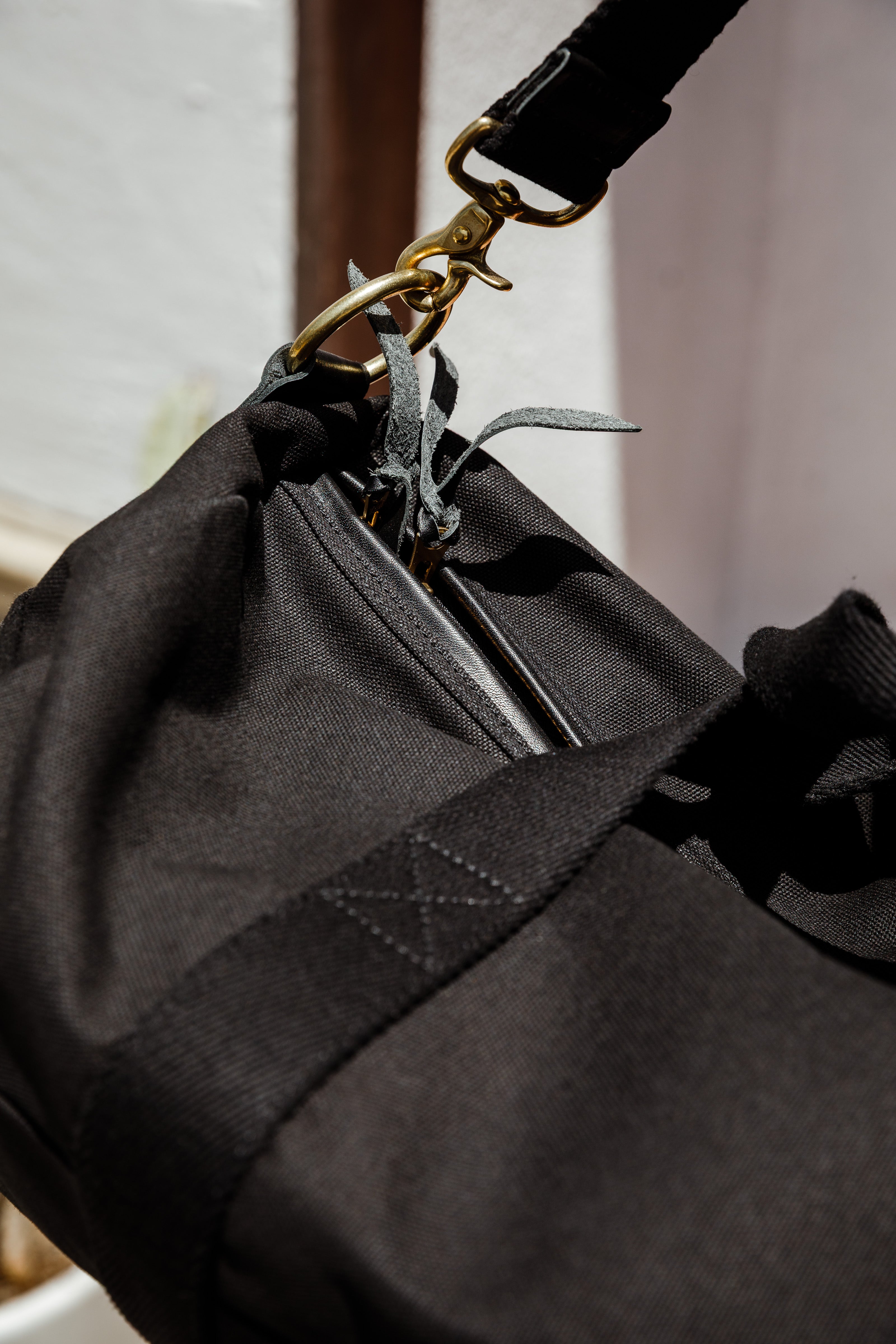 Trophy Clothing - Road Trip Bag - Medium - Black