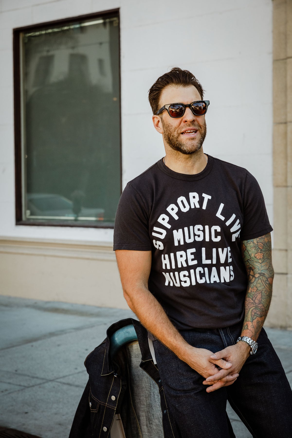 imogene + willie - "support live music" tee - Black