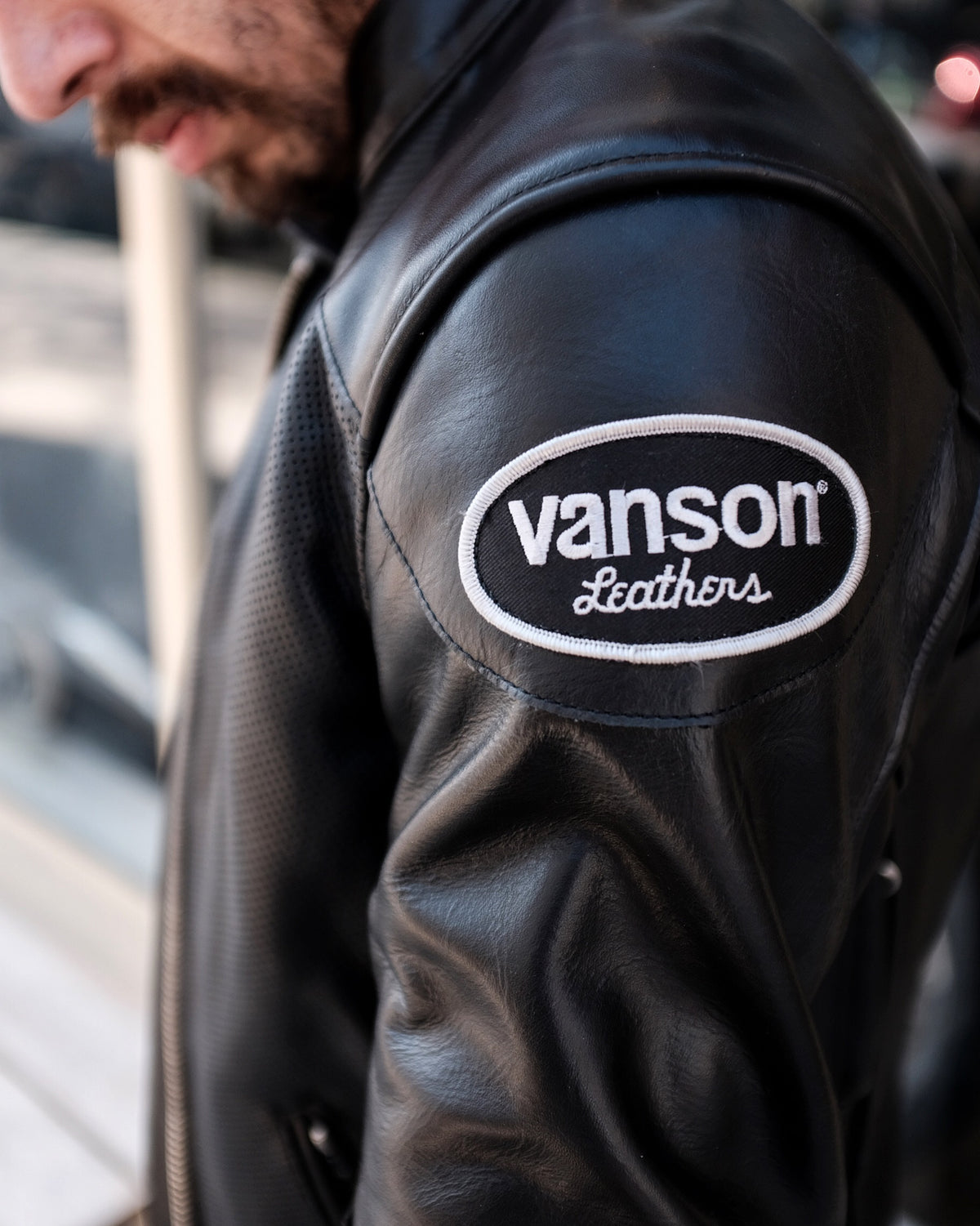 Vanson - DRAC - Perforated Z150 - Black