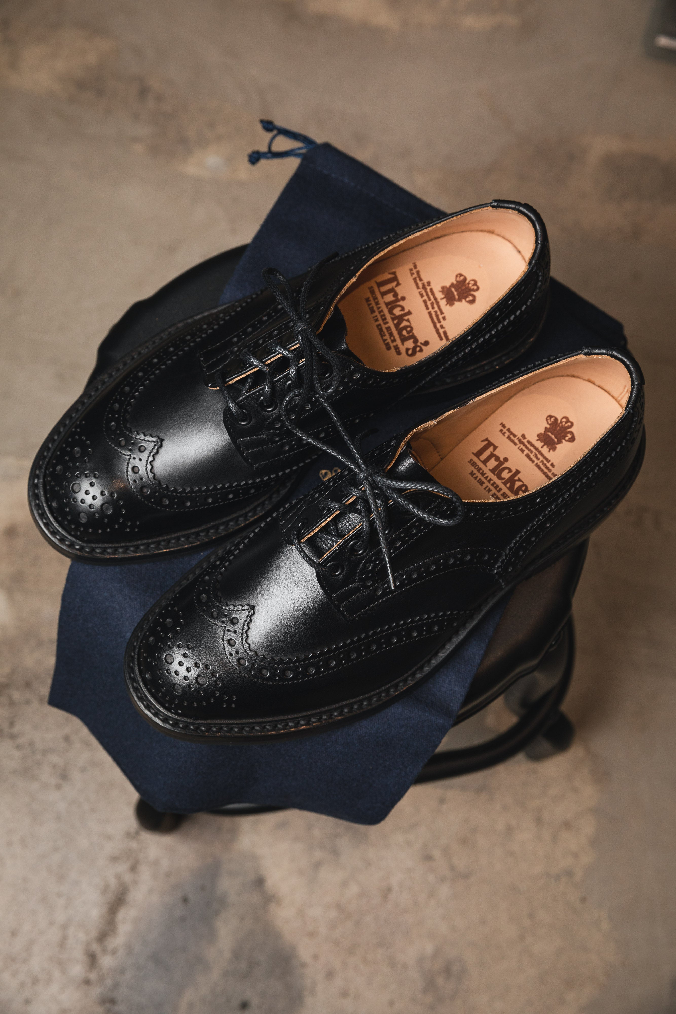 大量入荷 値下げ Tricker´s black Dc box Men calf ビジネスシューズ