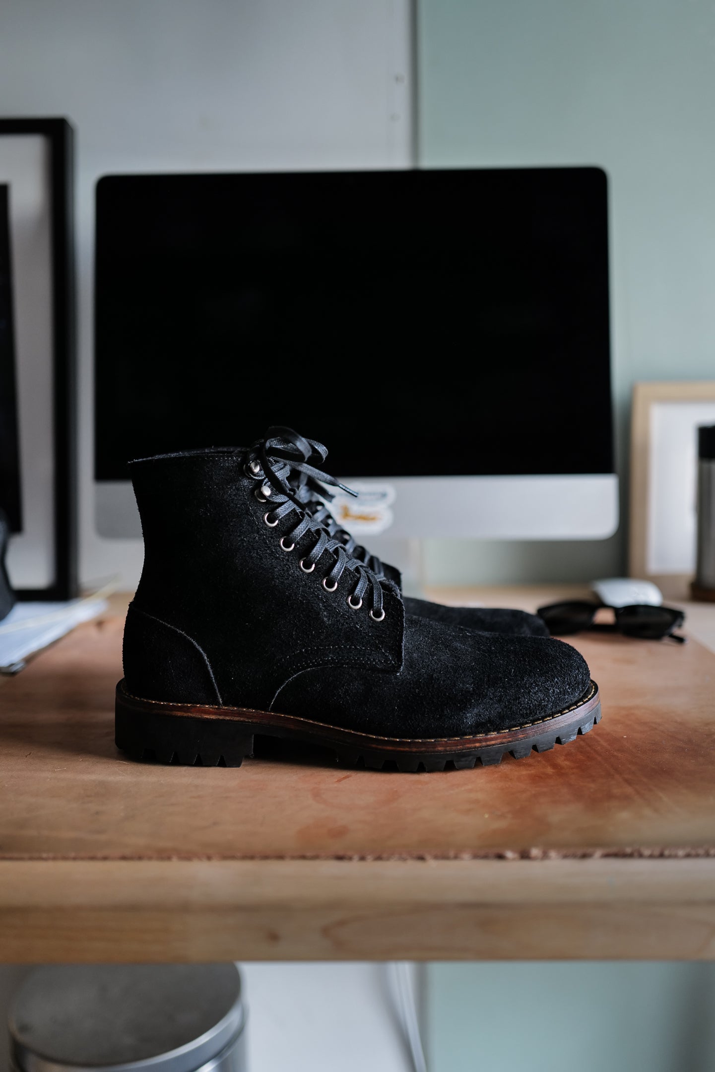 Black roughout outlet boots